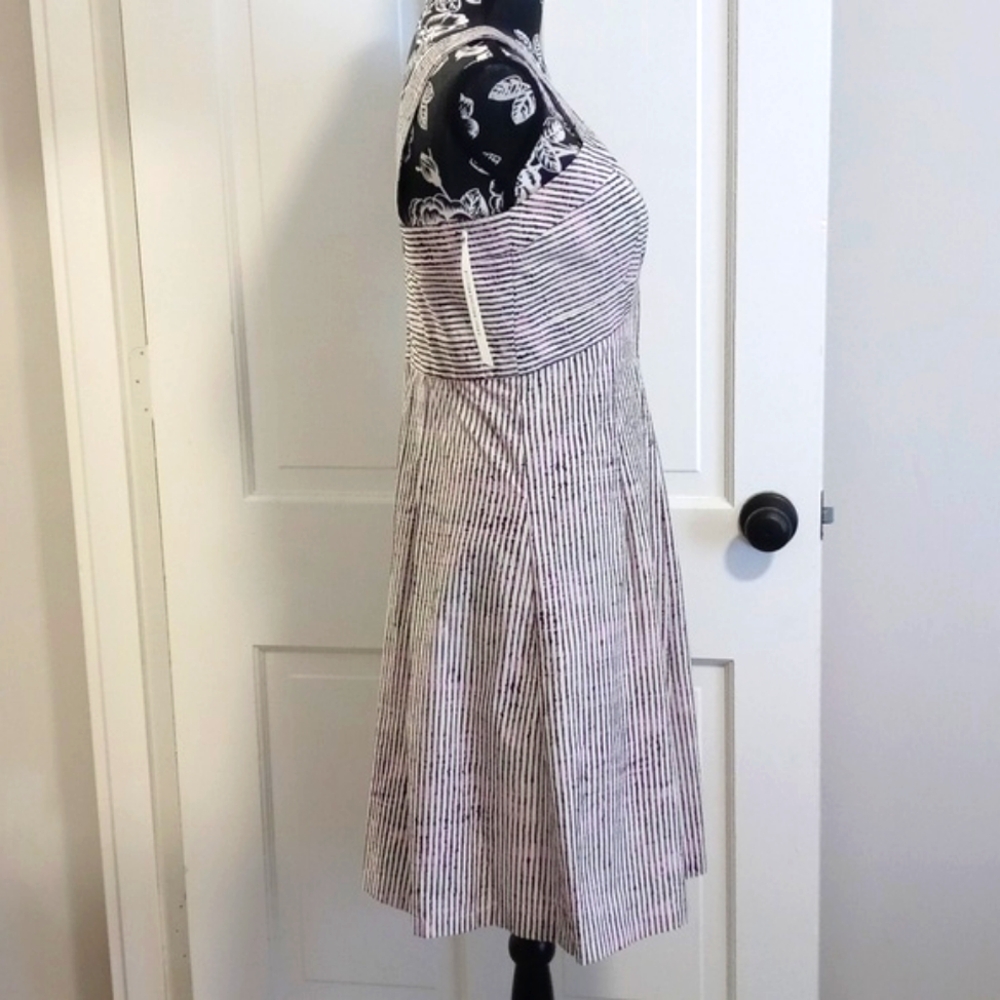 💘Carolina Herrera💘 - Black/White/Pink Stripe Pleated Cotton Midi Dress - Picture 5 of 15